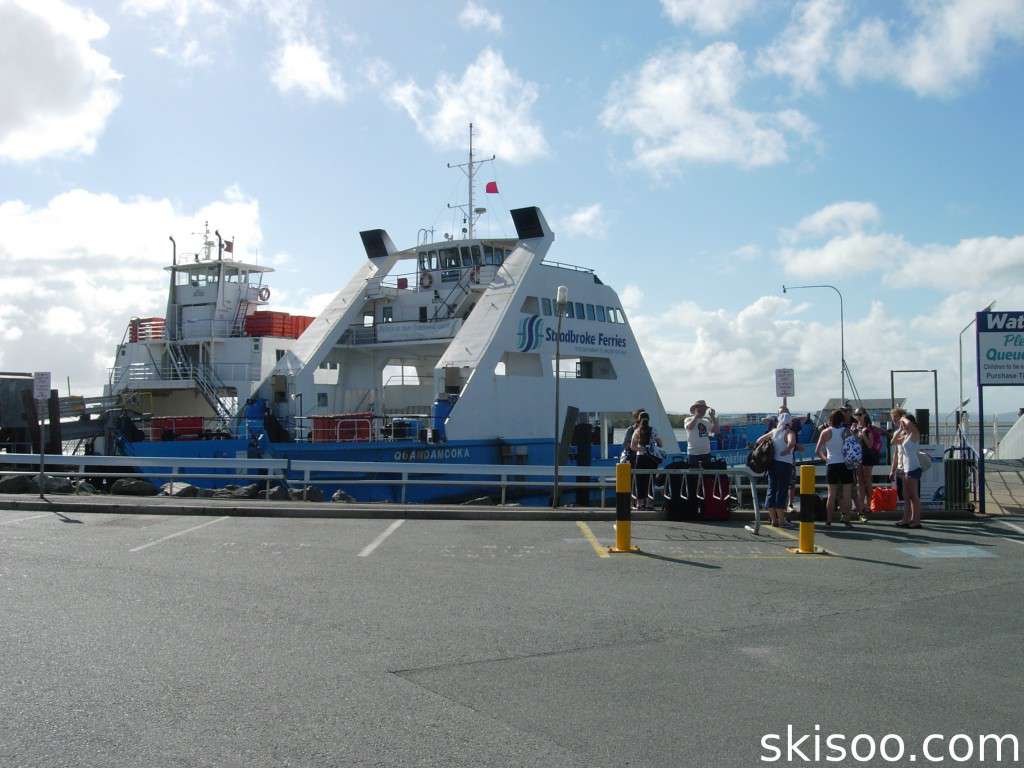 Ferry going to Stradbroke Island