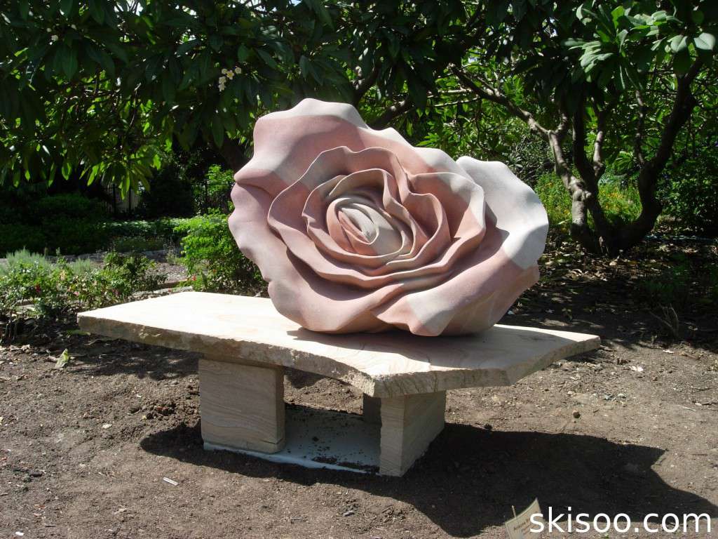 Sculpture in the botanical garden