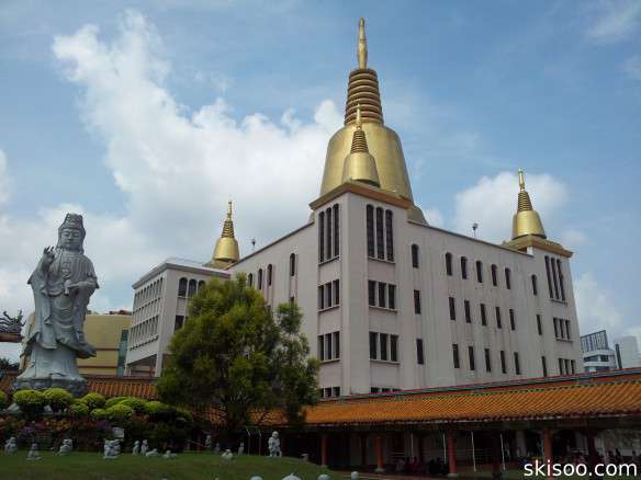 Pagoda of 10 000 Buddhas